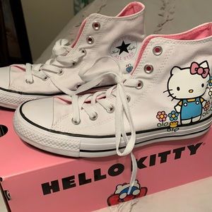 SOLD Converse Chuck Hi-Top Hello Kitty Size 8.5